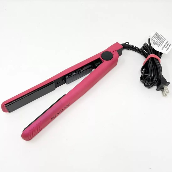 REVLON Straightener - Picture 2 of 5
